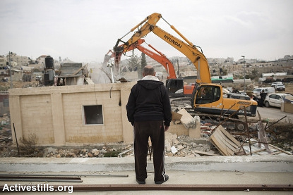 House demolition in Beit Hanina, 27.1.2014. Photo: Activestills.org