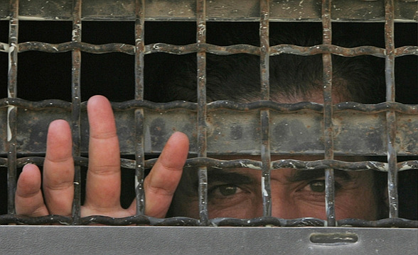 אסיר פלסטיני בכלא ישראלי